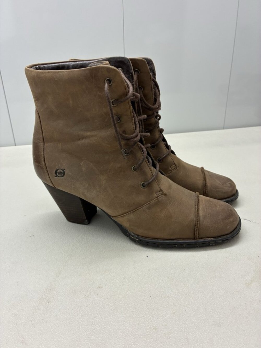 Born Boots Lace Up Women’s Leather Tan Block Heel Size 11